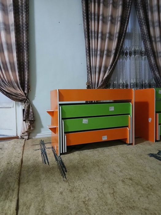 Bolalar mebeli. Shkaf. Stol stul. Gorka. Kachila. Karovat va boshqa