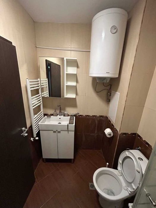 Двустаен ап. под наем в кв. Кръстова вада