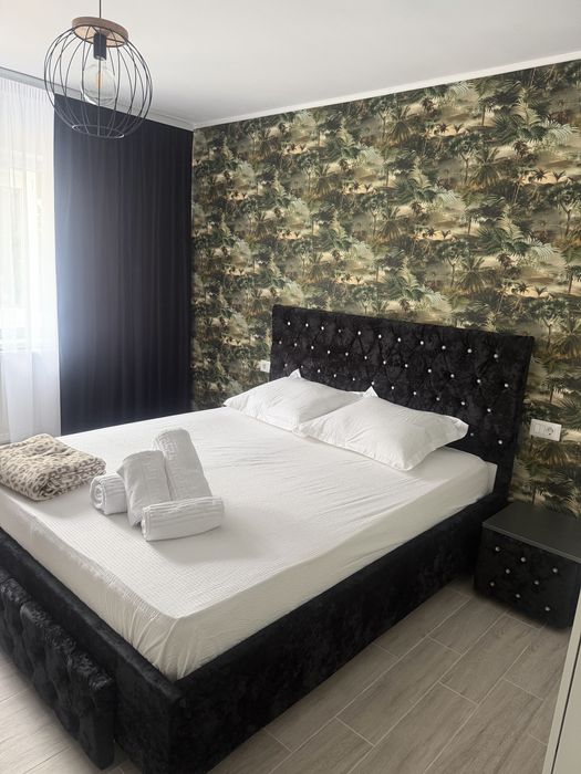 Inchiriez apartament in regim hotelier  2  camere  Rm sarat