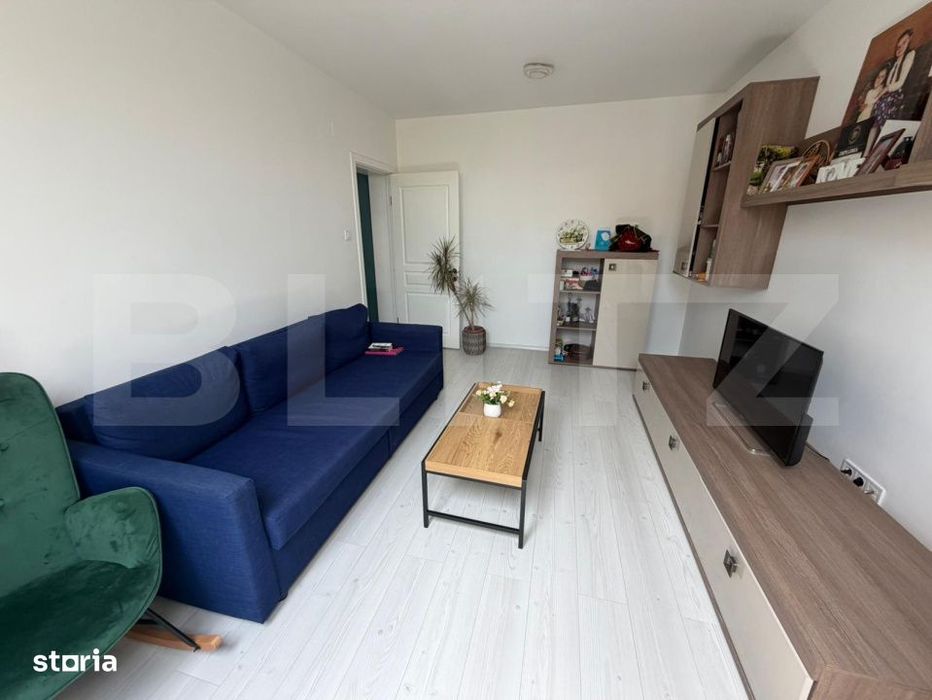 Apartament cu scara interioara, 100 mp, boxa si garaj, zona Central — fotografia 3
