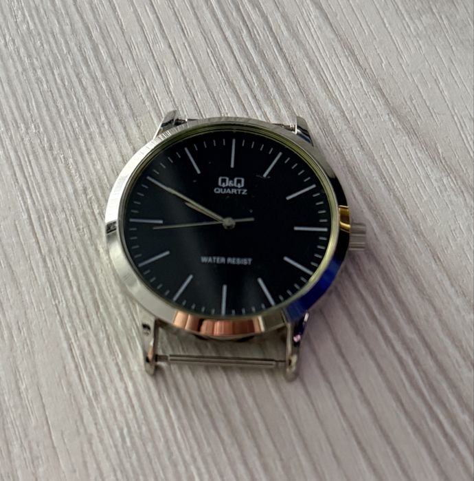 Ceas barbati Q&Q