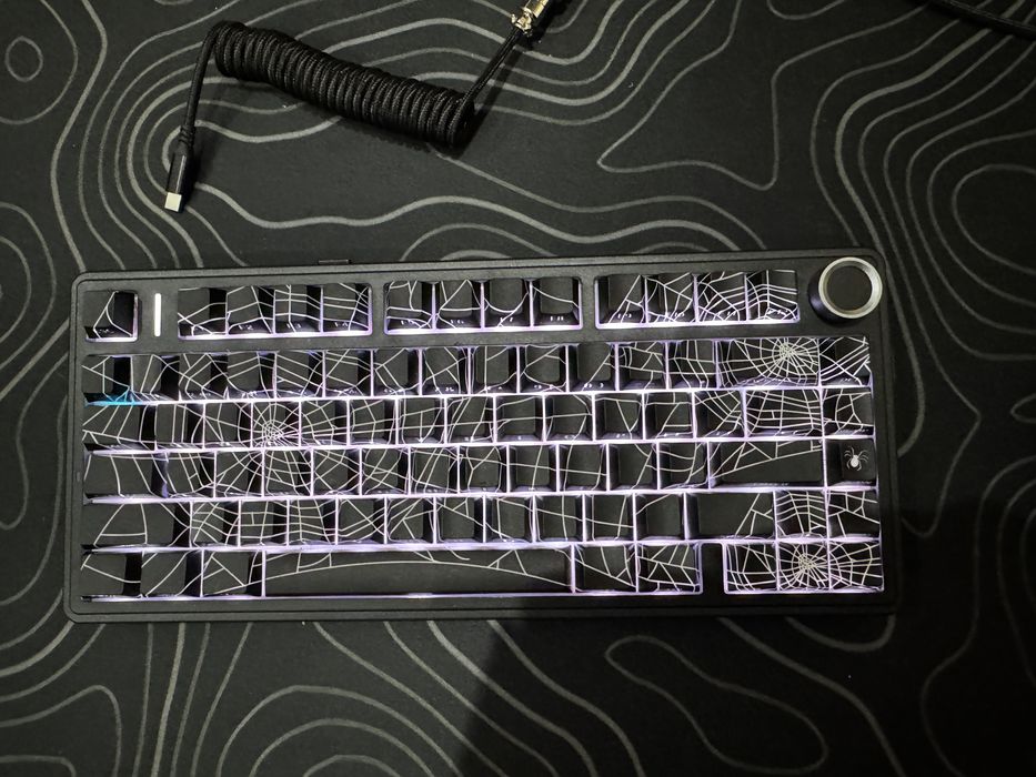 Продам клавиатуру