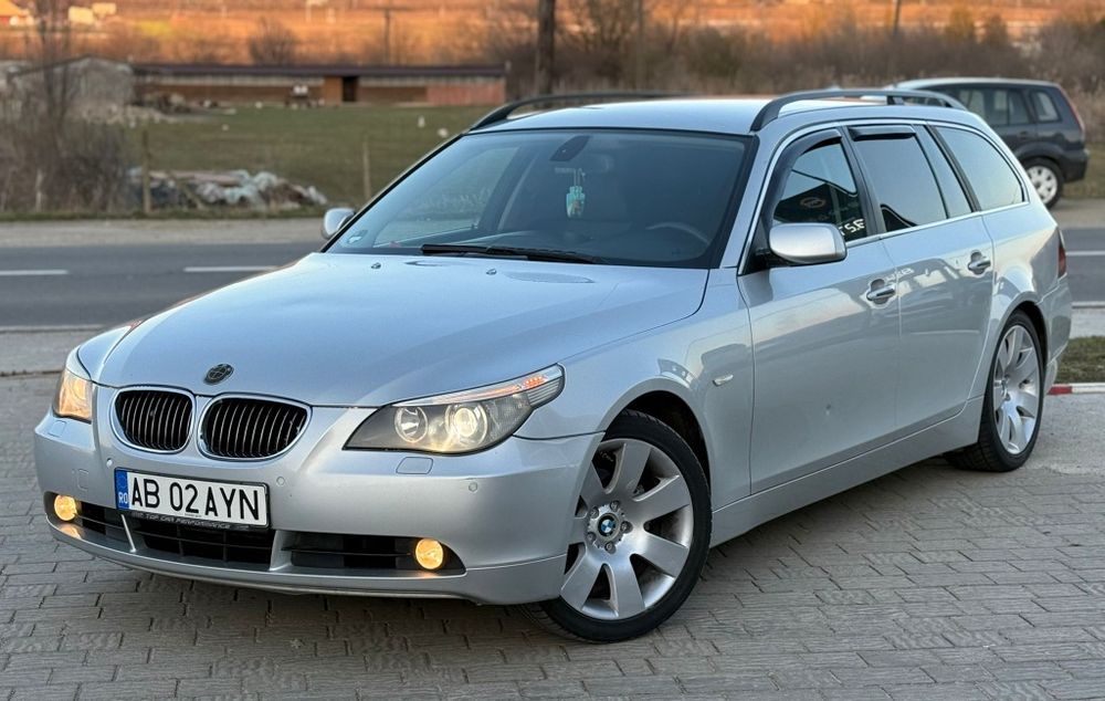 Vând  BMW Seria 5 e61 520d  

Motorizare -2.0 disel 163 CP
An-2005
Tra