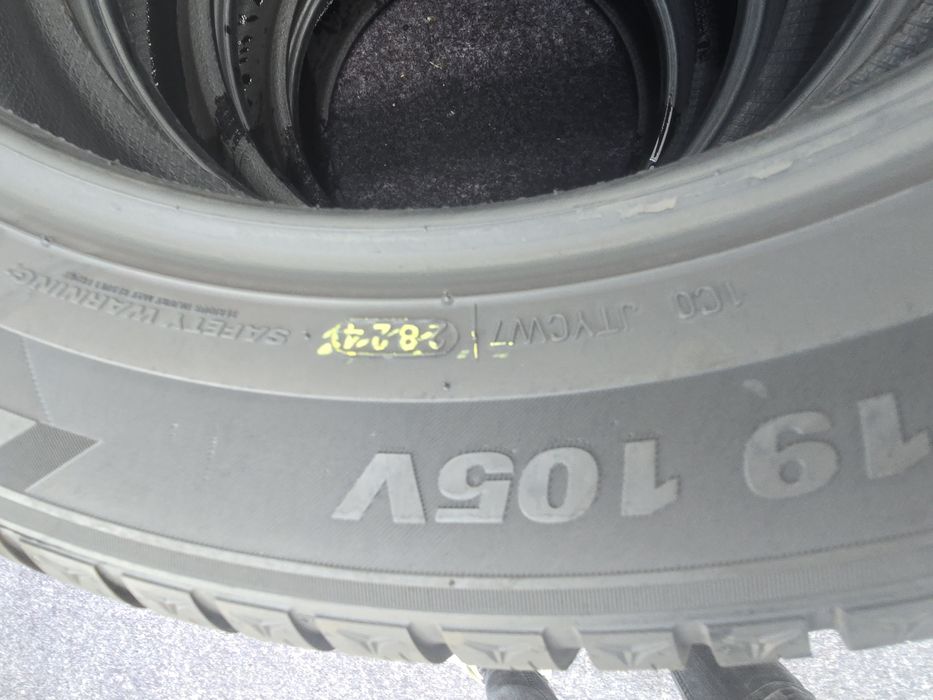 235 55 19 kumho m+s