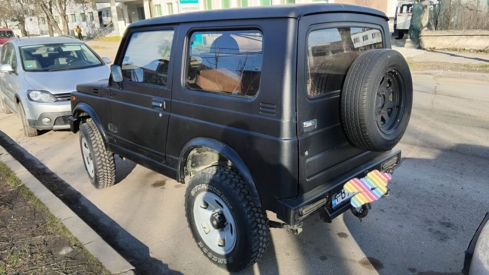 Сузуки самурай Suzuki Samurai