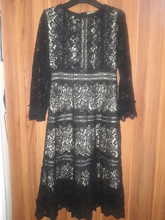 Платья женские, вечерние.