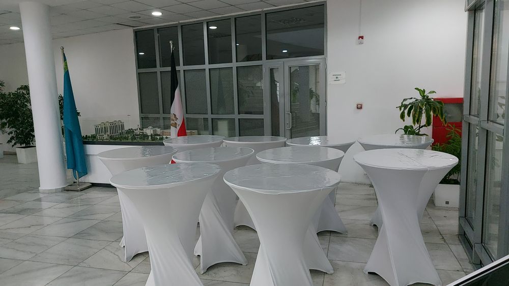 Аренда фуршетный столы