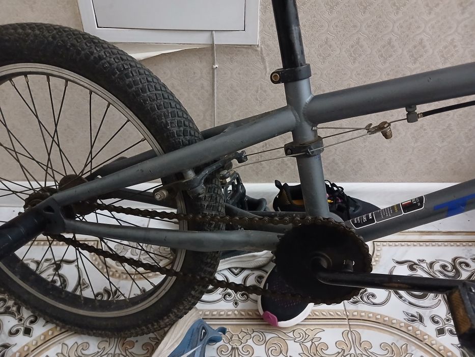 Велосипед(BMX) состаяния нормальное