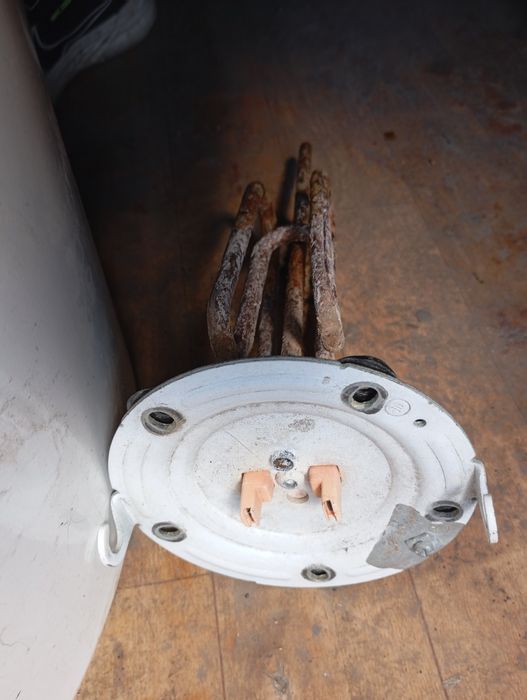 Тен рабочий на аристон 2 тысячи