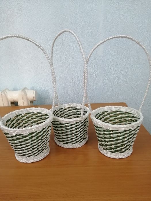 Корзинки плетеные