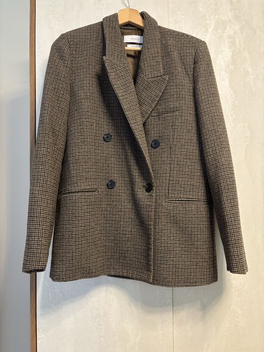 Блейзър със съдържание на вълна