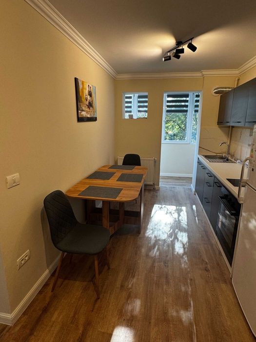 Apartament 2 camere complet renovat - central