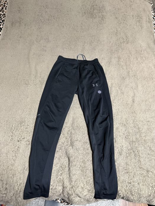 under armour и nike долница