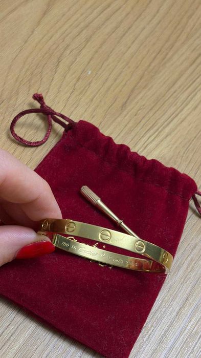 Bratara Cartier Love Gold