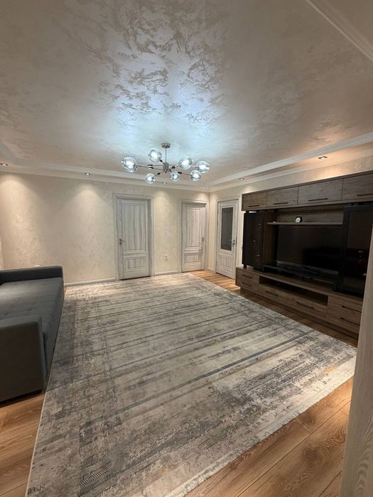 Продается 3/1/4 62м2 на ул. Абая, ор-р: массив Джангох