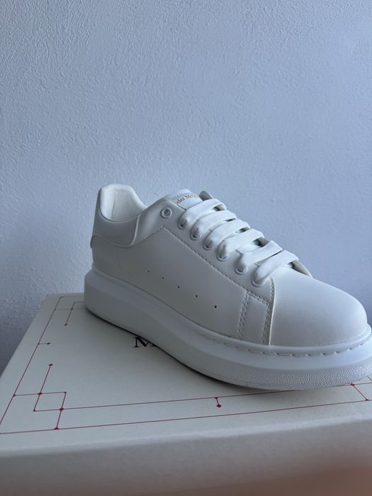 Adidasi Alexander McQueen marimea 43