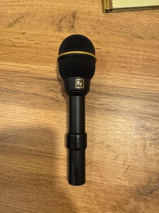 Микрофон Electrovoice
