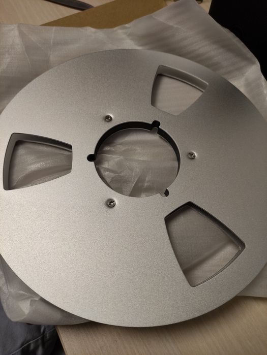 Vând benzi magnetofon shamrock, rolă aluminiu  de 26cmde 18cm, orwo 15 cm