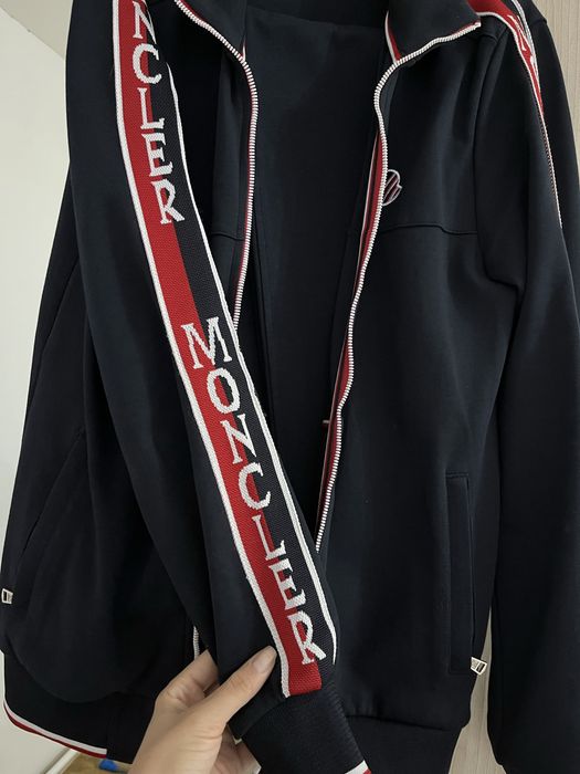 Костюм мужской Moncler