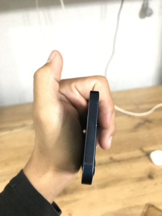 Iphone 12 128/73 без ремонта
