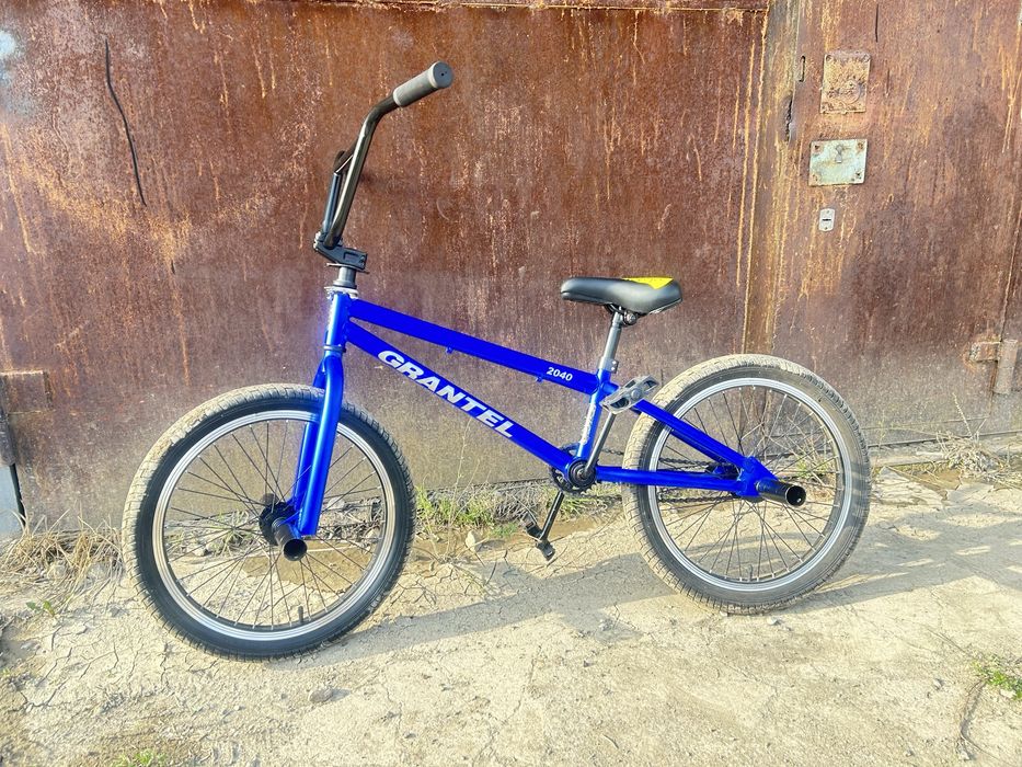 Продам велосипед BMX.