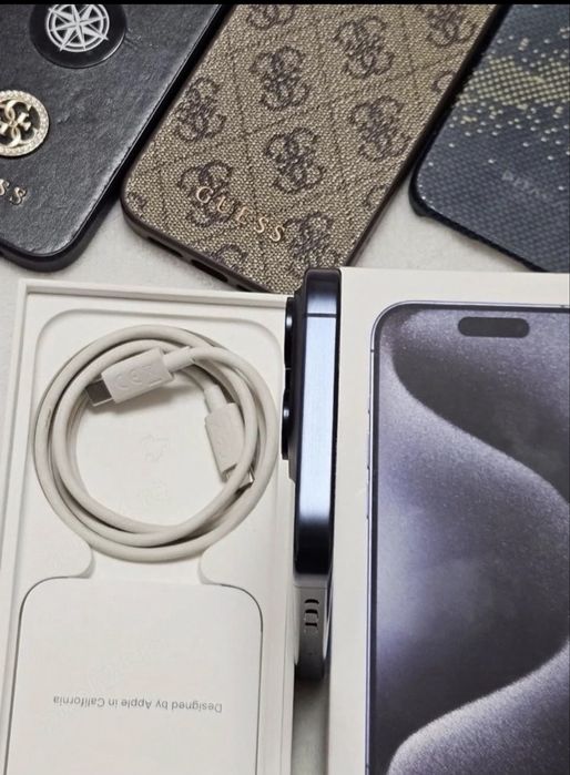 Iphone 15 pro ,.