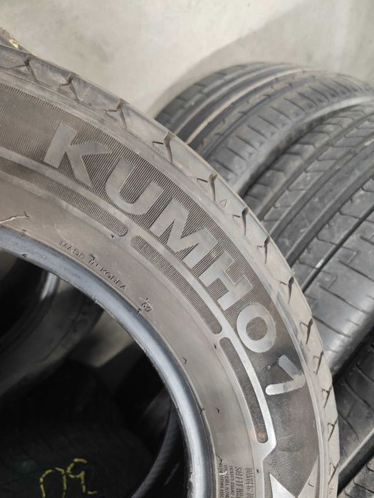 2бр.летни гуми 205/65/16C Kumho