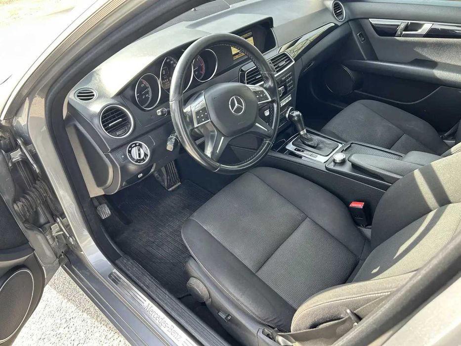 Mercedes W204 C220cdi автомат facelift се продава на части