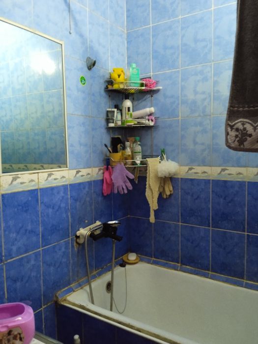 Чиланзар 22 продается 2/1/4 вдоль дороги