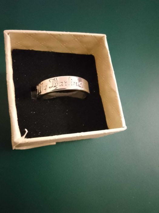 3 сребристи дамски пръстена (вътрешен диаметър 17 мм)