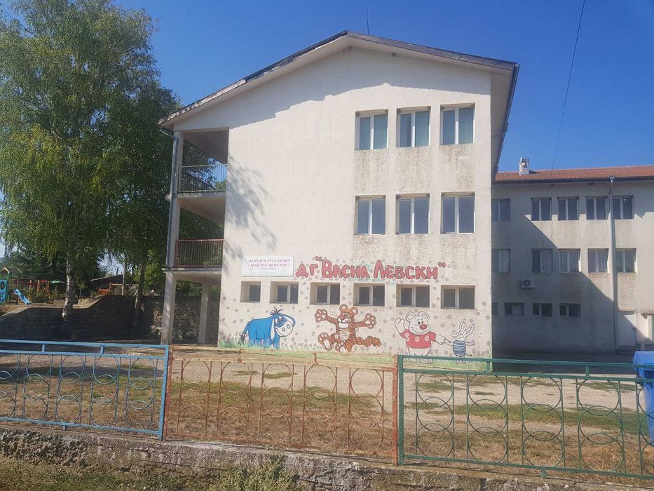 Парцел във Ветрино