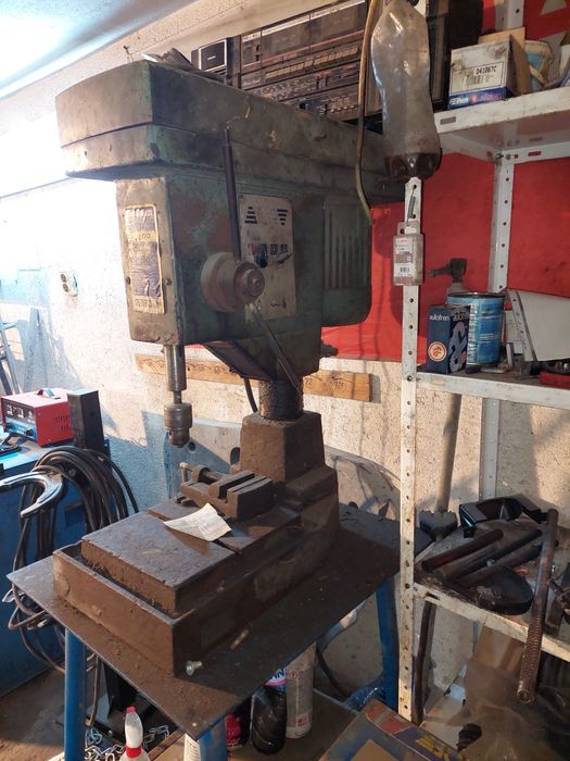 Настолна бормашина