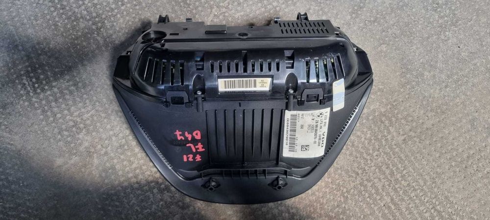Ceasuri bord Bmw seria 1 F20 F21  F22 F23 facelift cod 9232892 6843079
