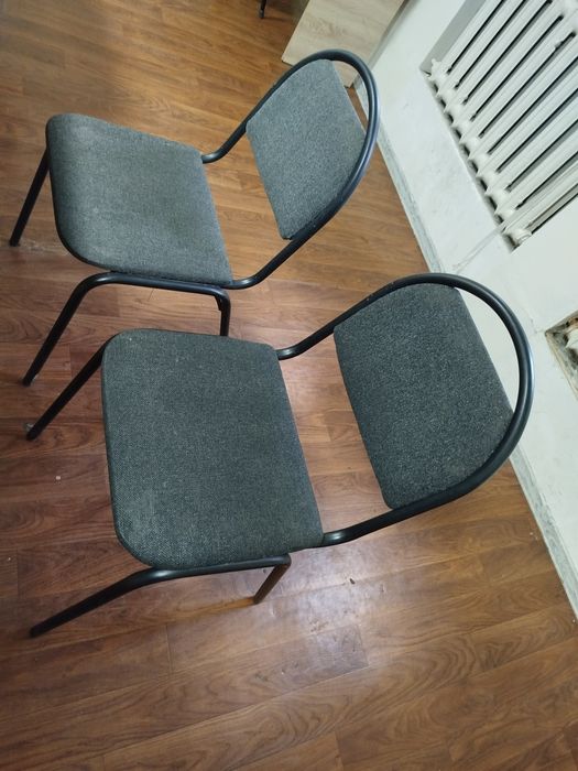 Продам Парта и стулья