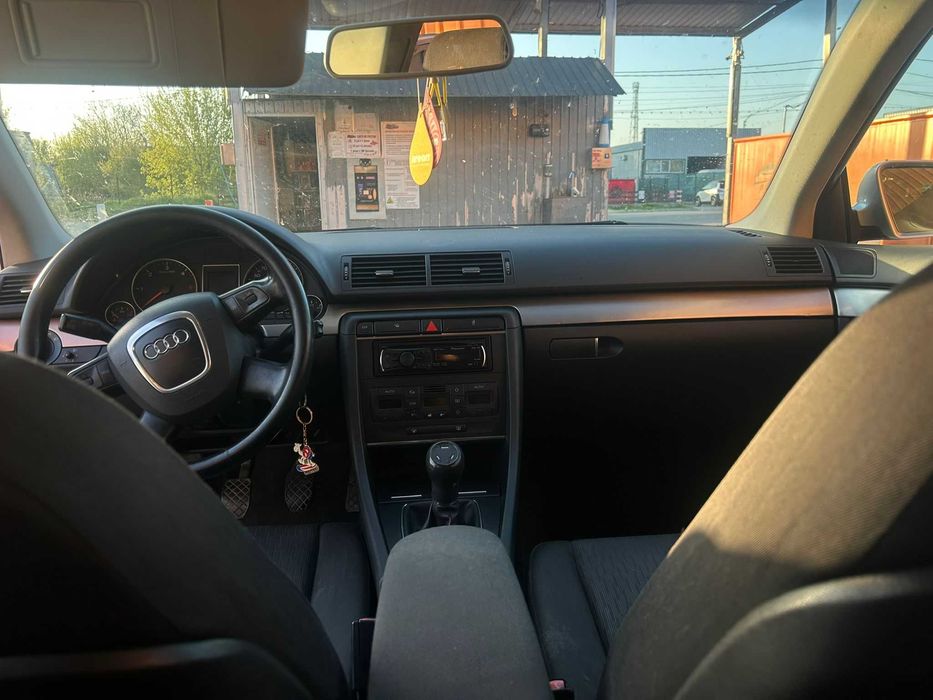 Vand Audi A4 b7 2006