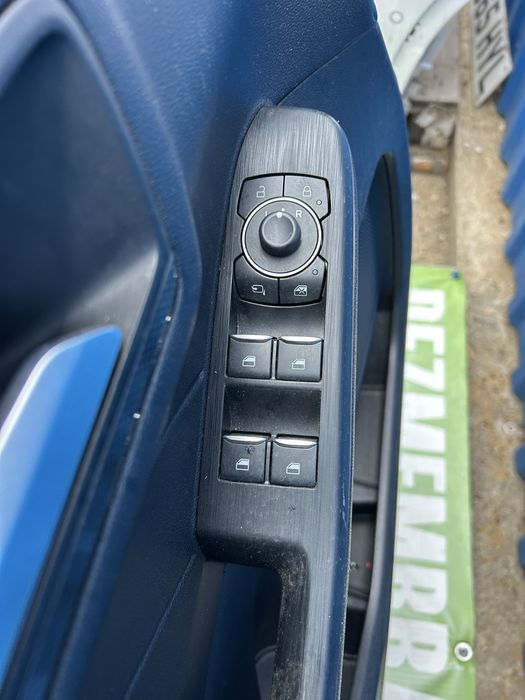 Oglindă  stânga electrică cu rabatare electrică  Ford Kuga 2021