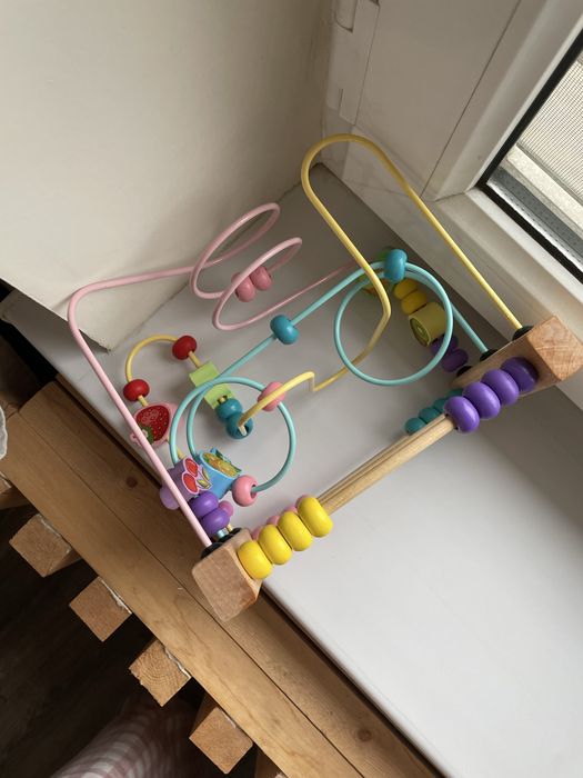 Развивабщий лабиринт и счеты Монтессори