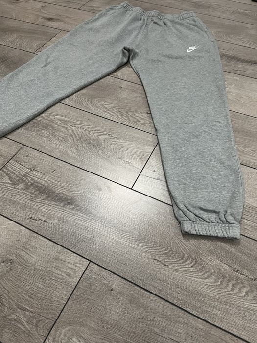 Сиво Nike долнище