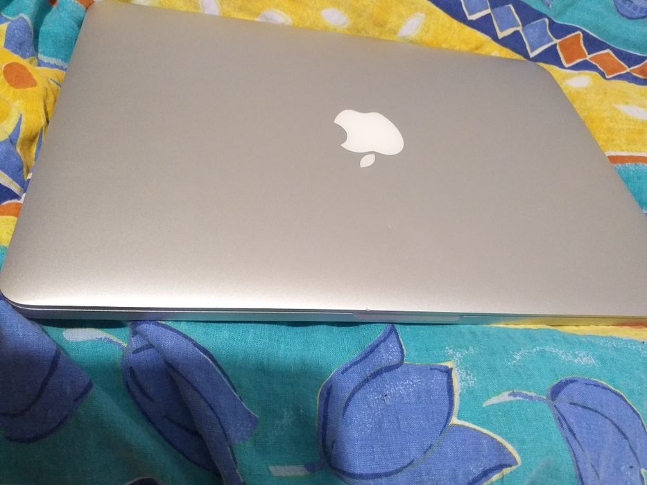 Laptop Apple macBook Pro i5 business