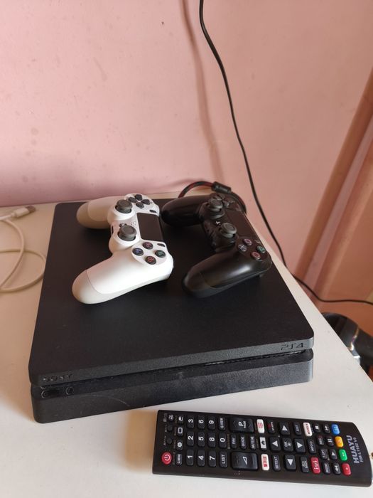 Ps 4+ телевизор смарт тв полный комплект