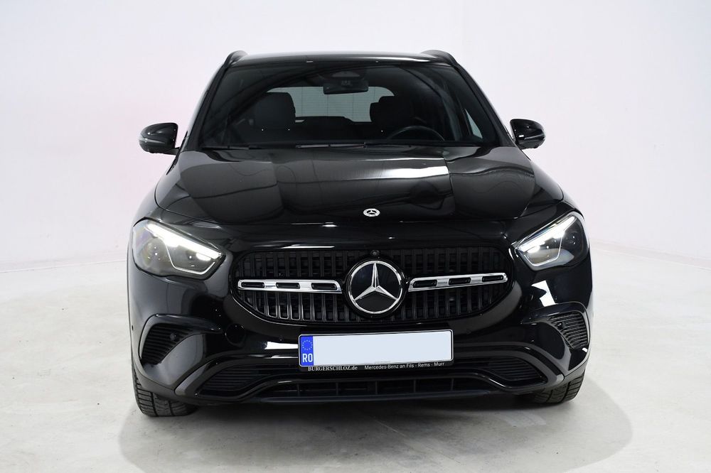 Mercedes-Benz GLA Mercedes-Benz GLA 180 Mild-Hibrid /  2024 / Full Led / Distr