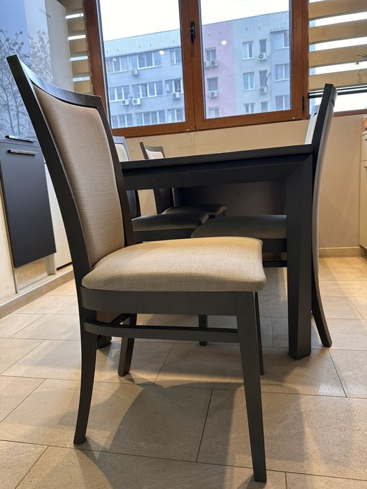 Маса и столове .Масив