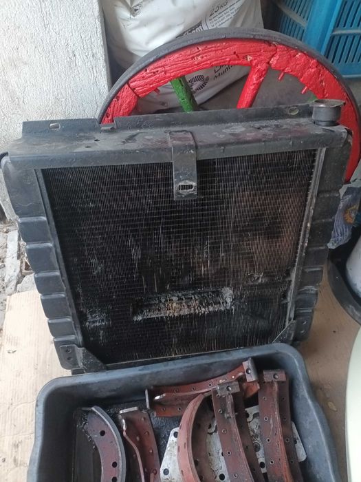 Продавам трегери за ПУ на мотокари и др.