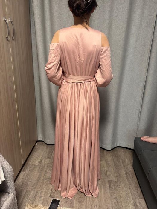 Продам платье на выпускной вечер