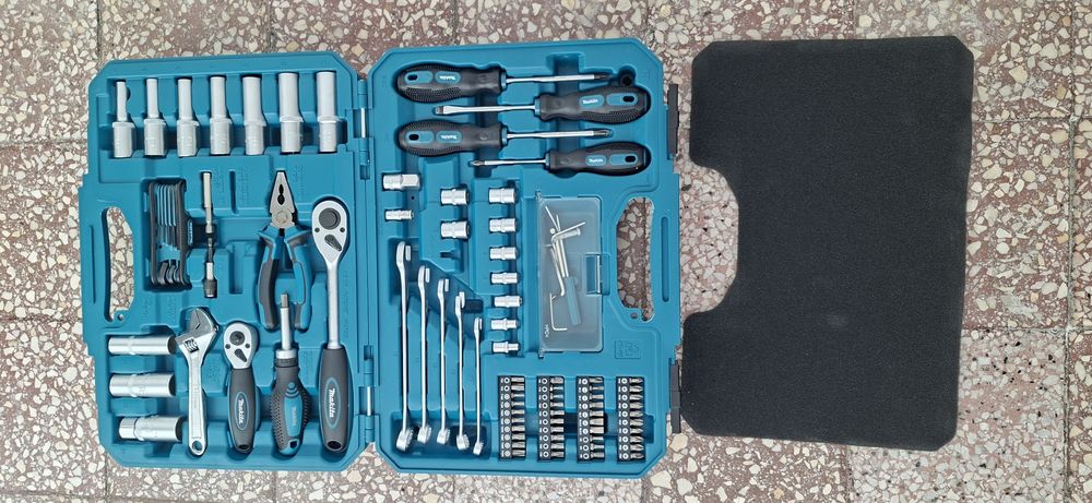 Makita E-08458 Trusa unelte
  Makita E-08458
583,99 RON  In stoc