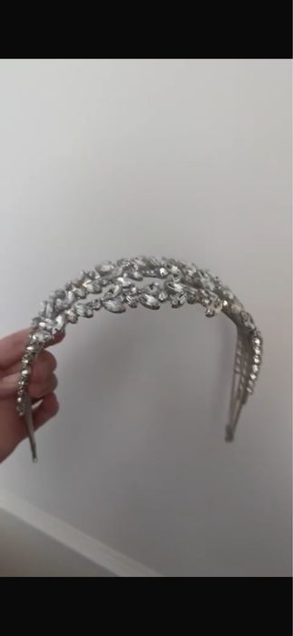 Продам Аксессуары для невест