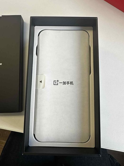 OnePlus 15 16/256GB Black