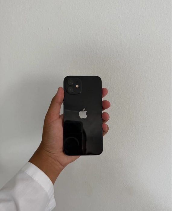 Iphone 12 продам