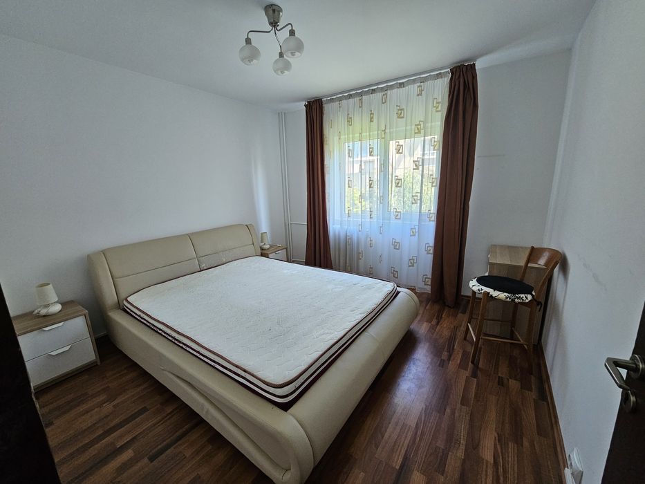 Apartament de inchiriat