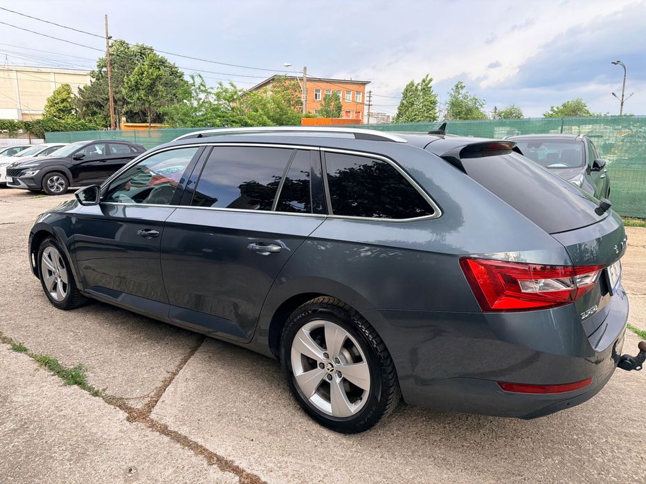 SKODA Superb 2021 — imagine 4